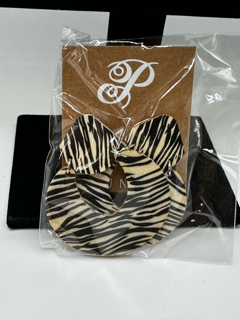 PLUNDER Zebra Print Hoop Black Casual Lightweight Dangling Pierced Earrings